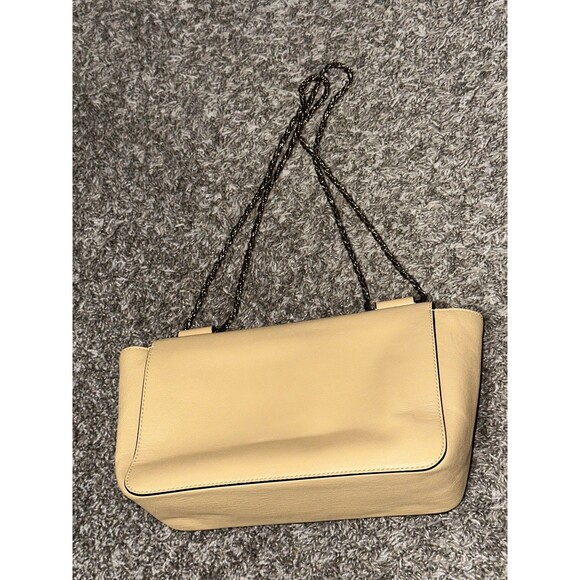 Chloe Buttercream Leather Flap Medium Turn-Lock Gold Convertible Crossbody Bag - Picture 7 of 13